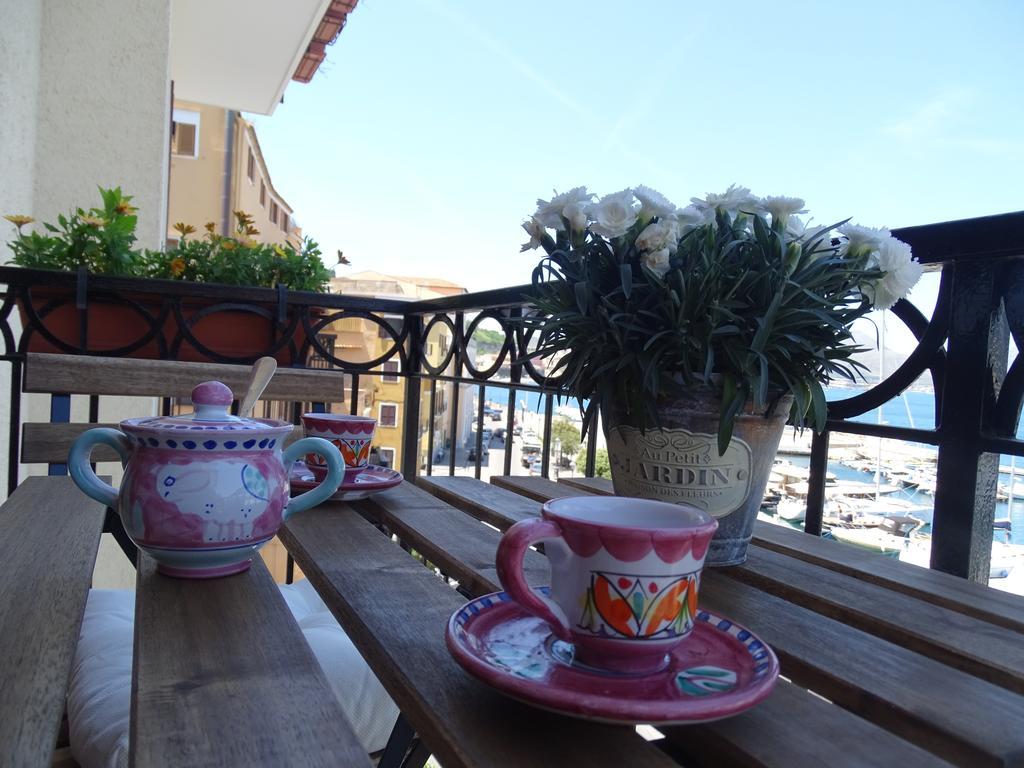 Casa Di Fiore Γκαέτα Εξωτερικό φωτογραφία